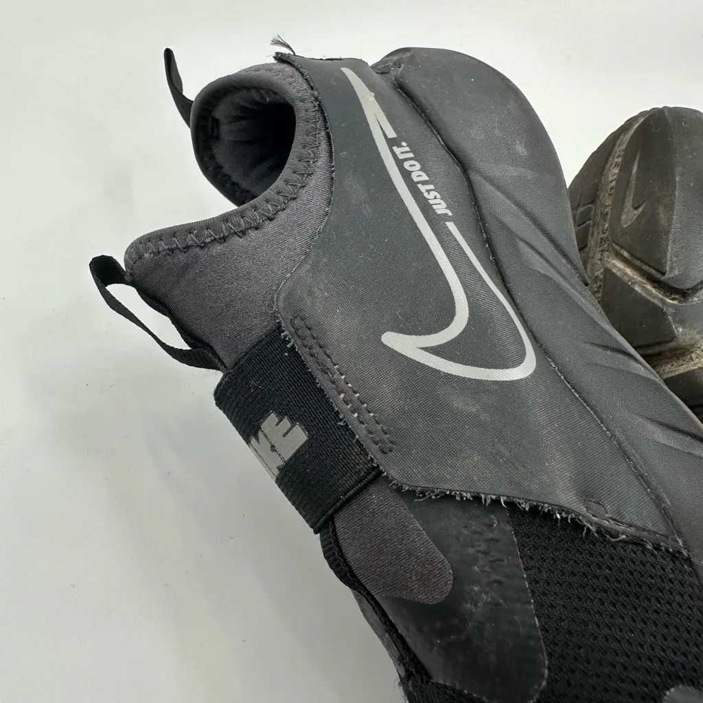 Nike All Black Flex Runner 2 Slip On Sneakers - Image 4