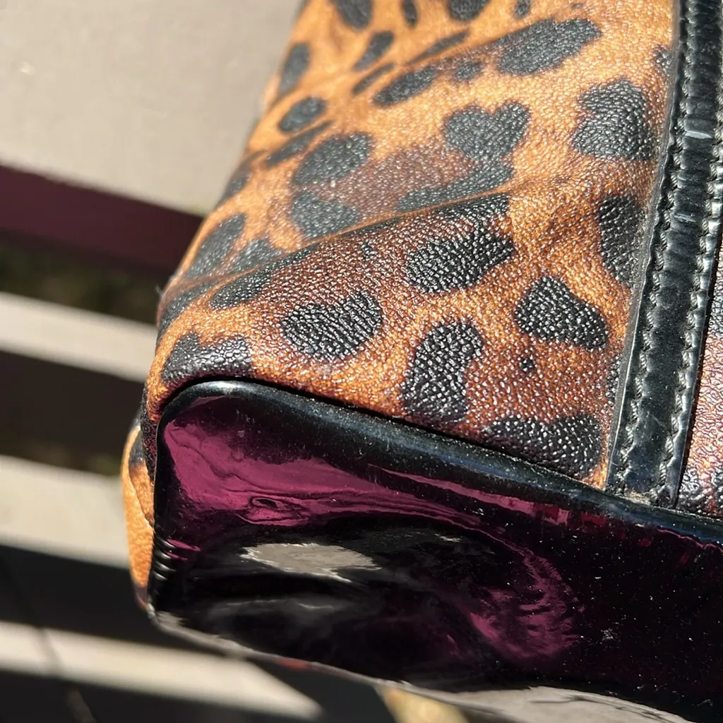 Dolce & Gabbana Leopard Print Tote Bag EUC - Image 16
