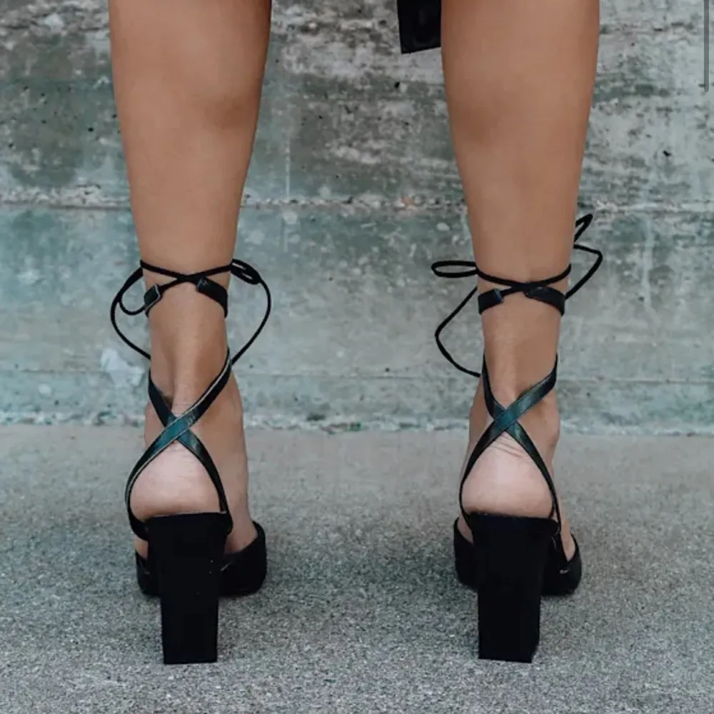 lulus lace up black pump heels - Image 6