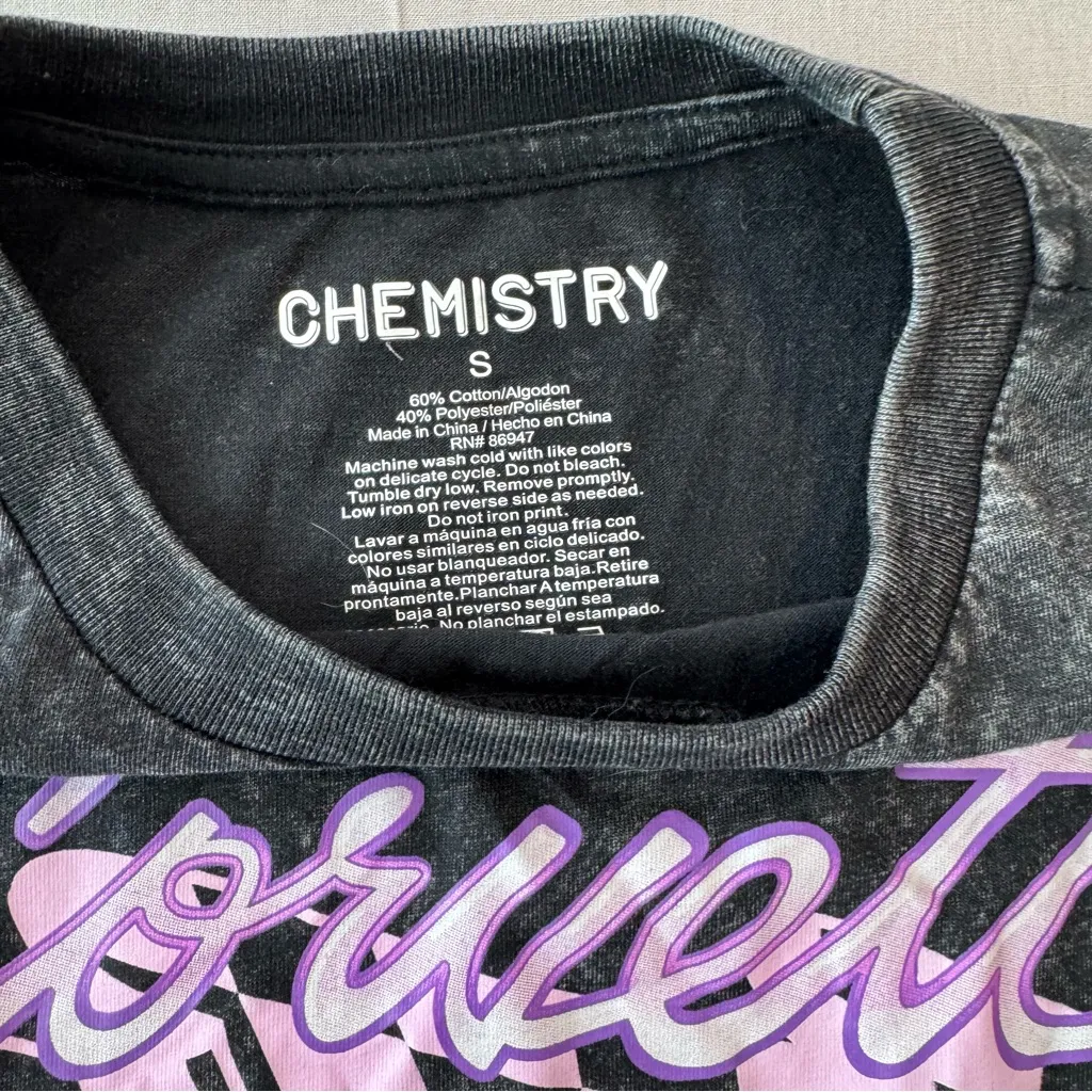 Chemistry Women's Small Corvette Graphic T-Shirt - Image 4