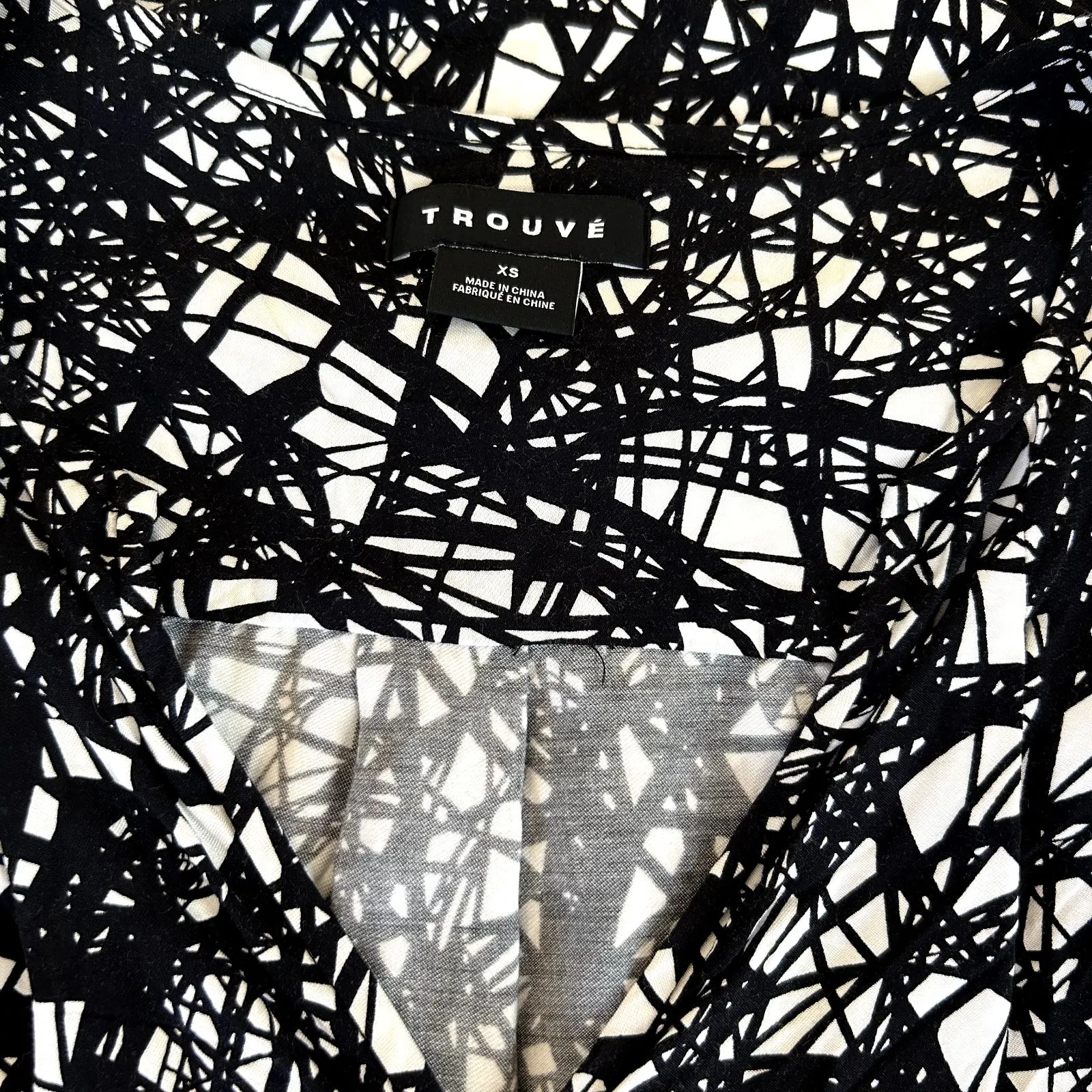 TROUVE Abstract White Black Geometric Print‎ Ankle Pants Set Top XS Pant S - Image 11