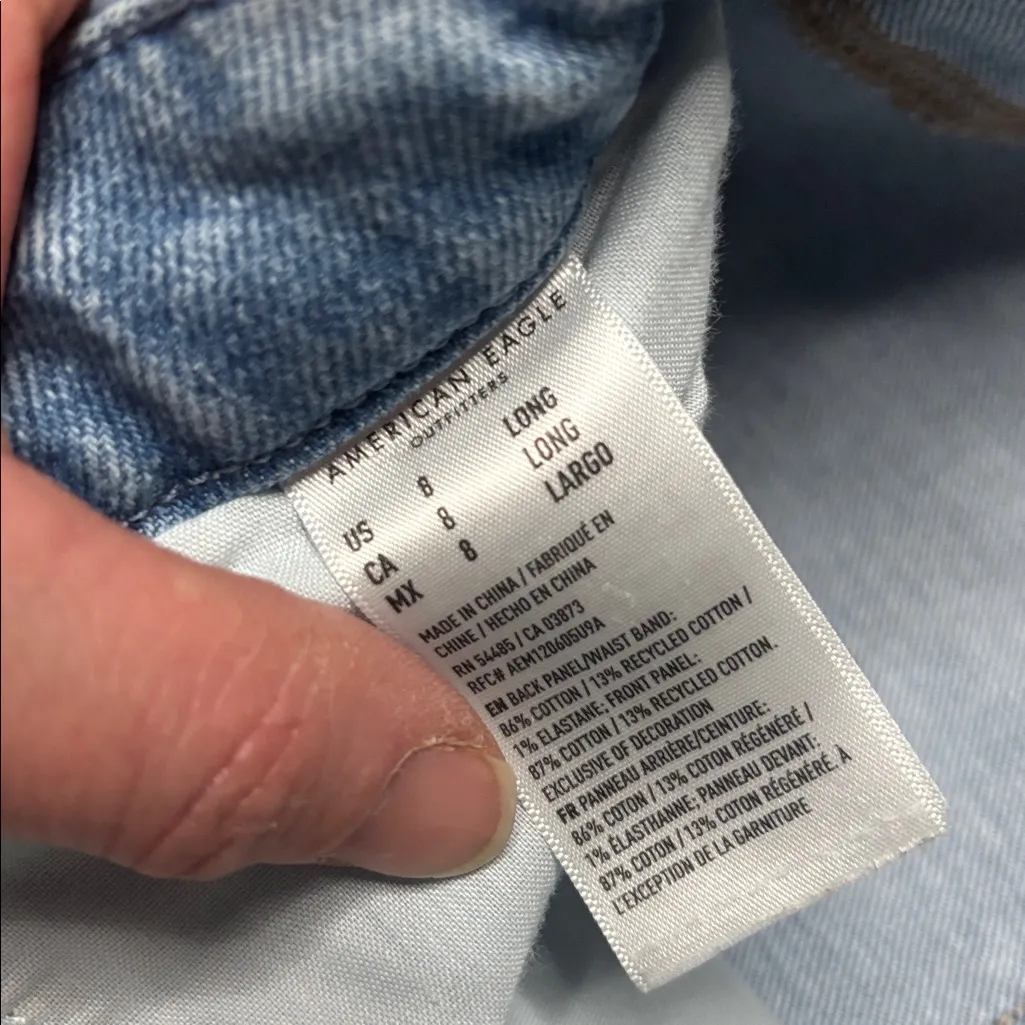 American Eagle curvy super high rise baggy straight jean. - Image 4