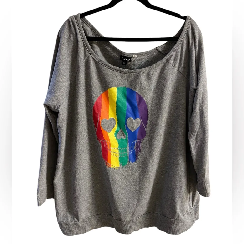 Torrid grey off shoulder sweatshirt rainbow skull 2X - Image 4