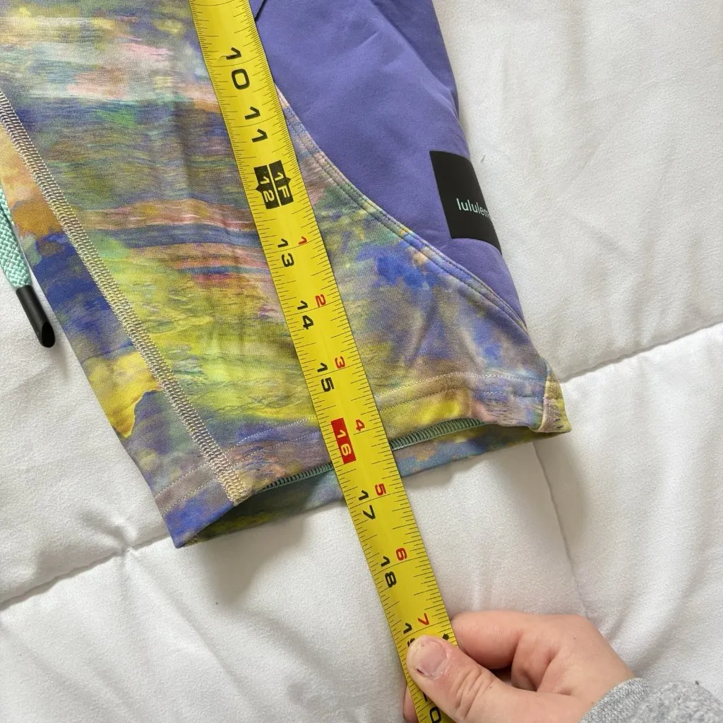 Lululemon Shorts Cargo Super High Rise Hiking Short Womens Size 4 Purple - Image 3