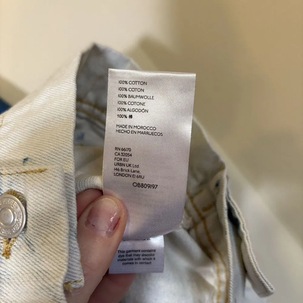 Free People Rumors Jones Bleach Tie Dye Blue Denim‎ Jean Jacket Size Small NWT - Image 5