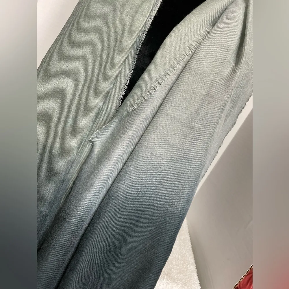 Cushnie Ombré Scarf/Wrap Gray - Image 2