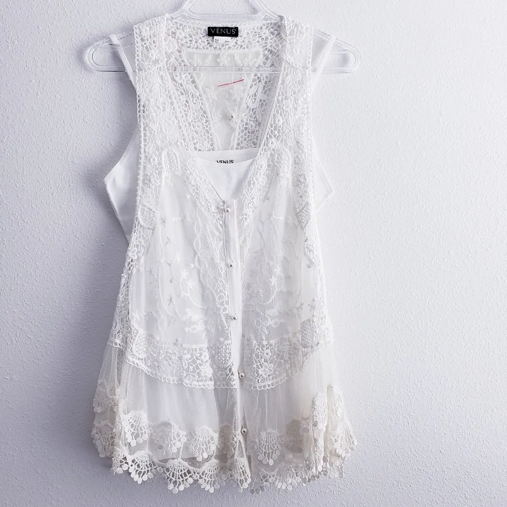 Venus  Lace Tank Top Button Down Sleeveless Blouse - Image 2