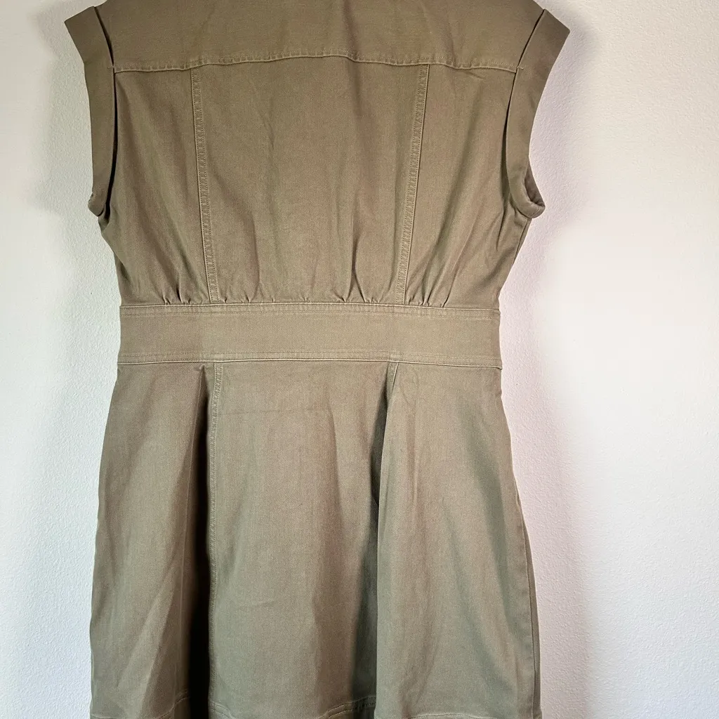 SPANX Olive SPANX stretch twill utility dress with buttons and pockets - Image 4