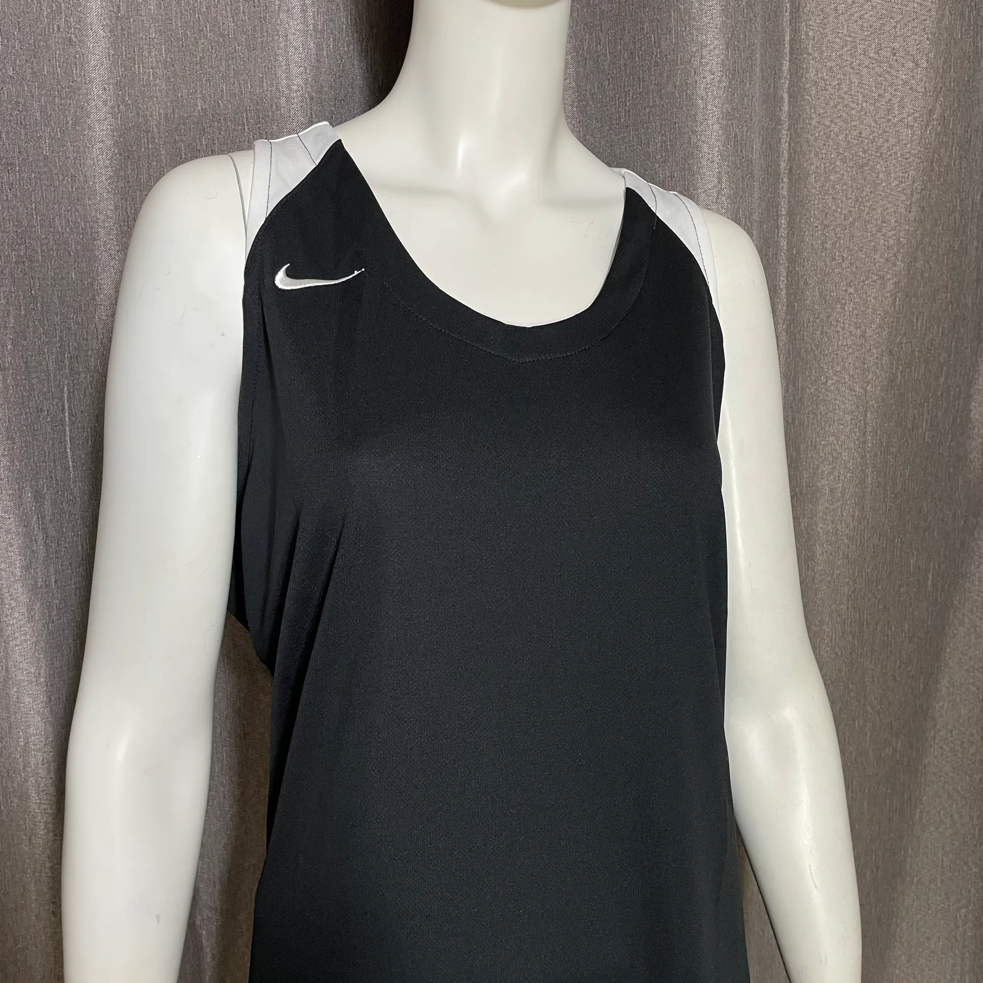 Women’s Hyper Elite Possession Black Stock Basketball Jersey - Image 4