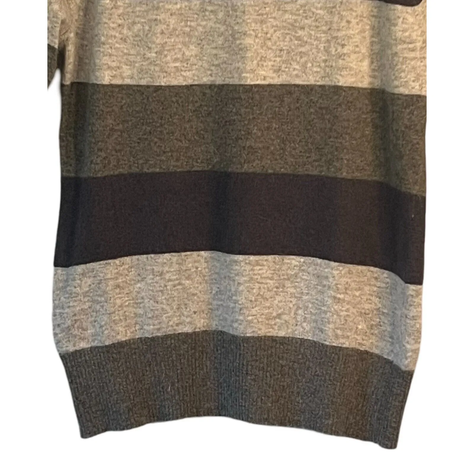 KENAR Womens Pullover Sweater Size Medium Gray Angora Rabbit Hair Round Neck - Image 4