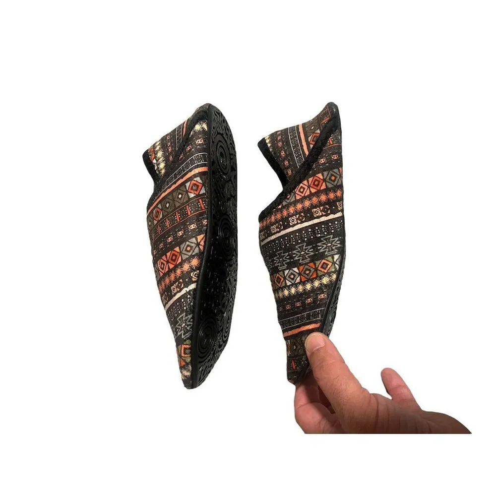 SHEIN Slip-On House Slippers Women's 9.5-10 Bohemian Multicolor Plush Casual - Image 4