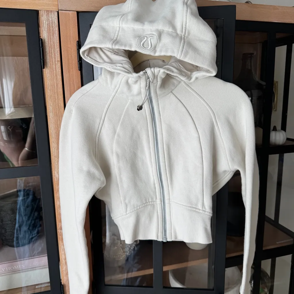 Lululemon Scuba Full-Zip Cropped Hoodie sweatshirt Bone greige jacket - Image 9