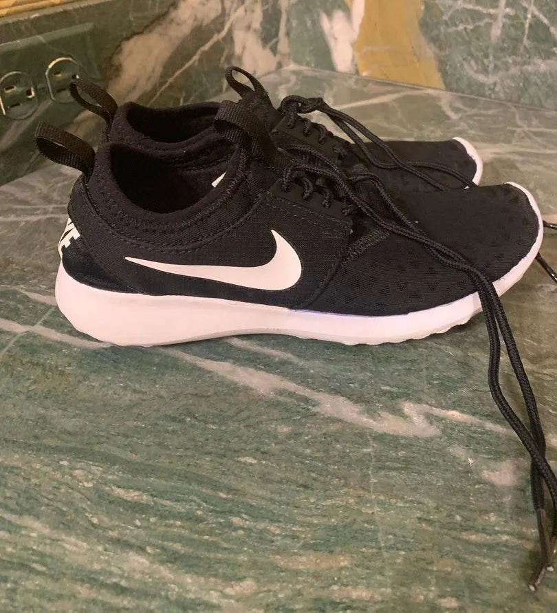 Nike Juvenate Sneaker - Image 3