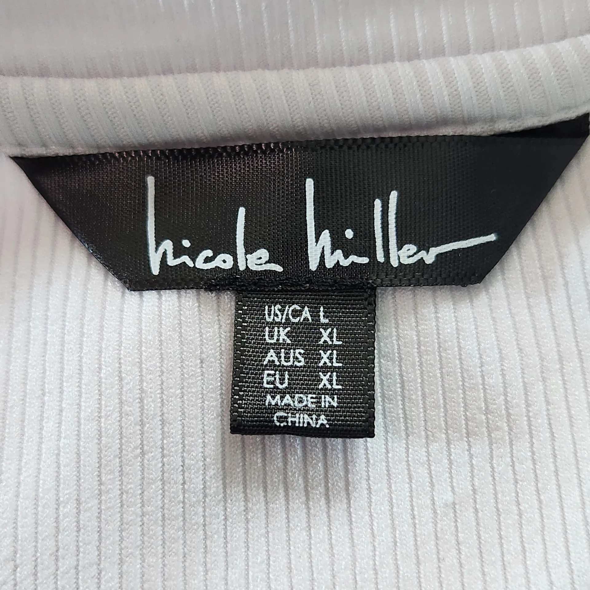 Nicole Miller  White Ribbed Knit Tee with Ruffle Sleeves Size Large - Image 6