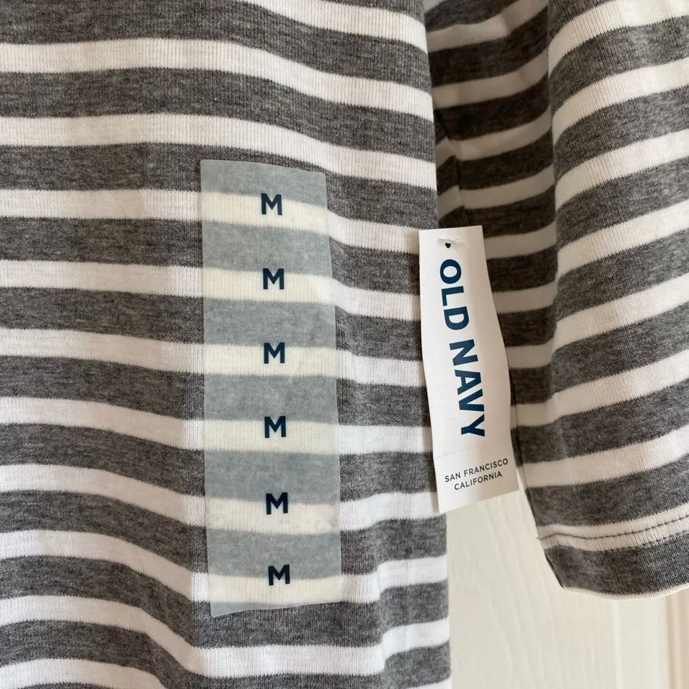 NWT Old Navy size medium grey white striped classic fit scoop back top - Image 4