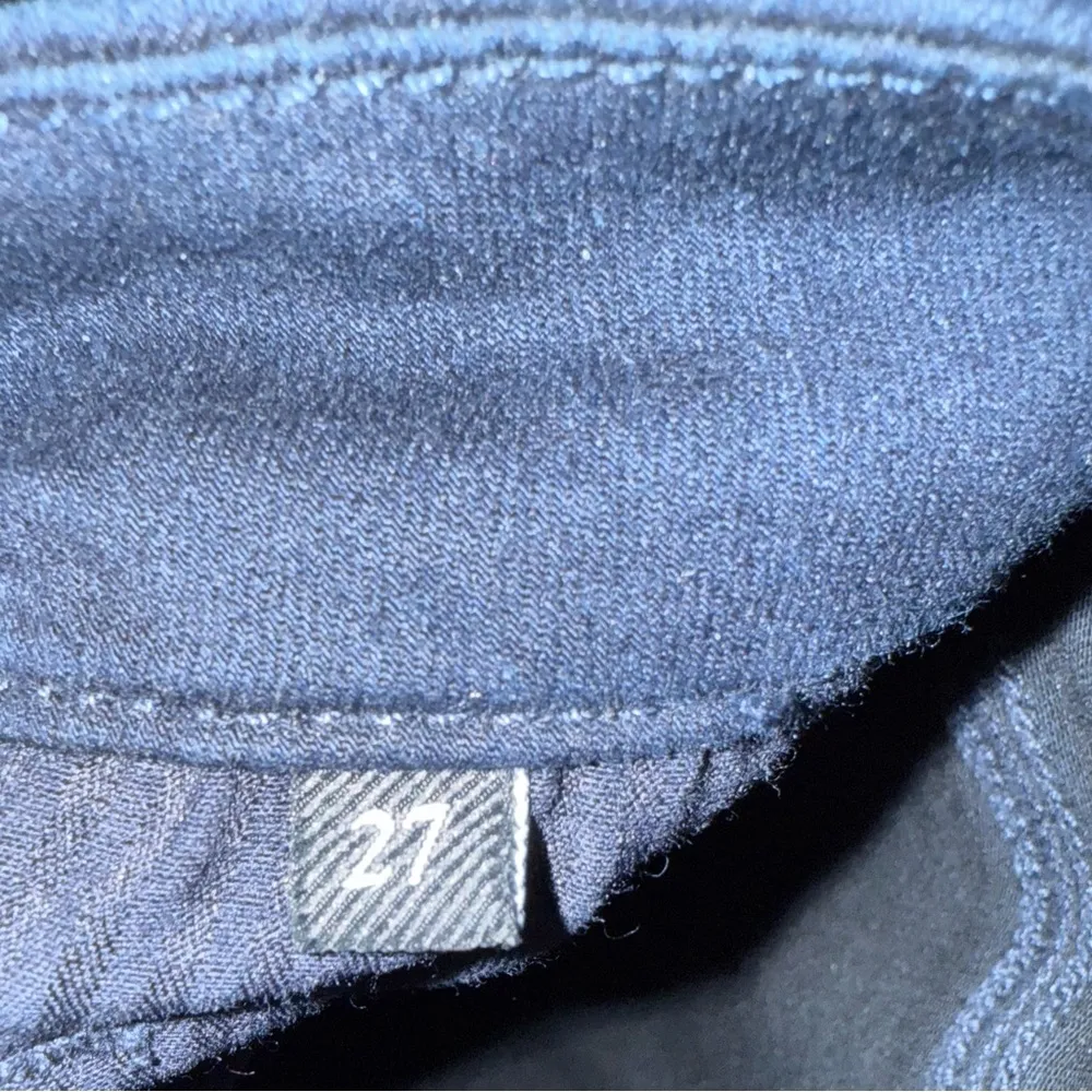 7 for all mankind women’s Slim Illusion Ankle Skinny jeans in size 27 EUC - Image 15