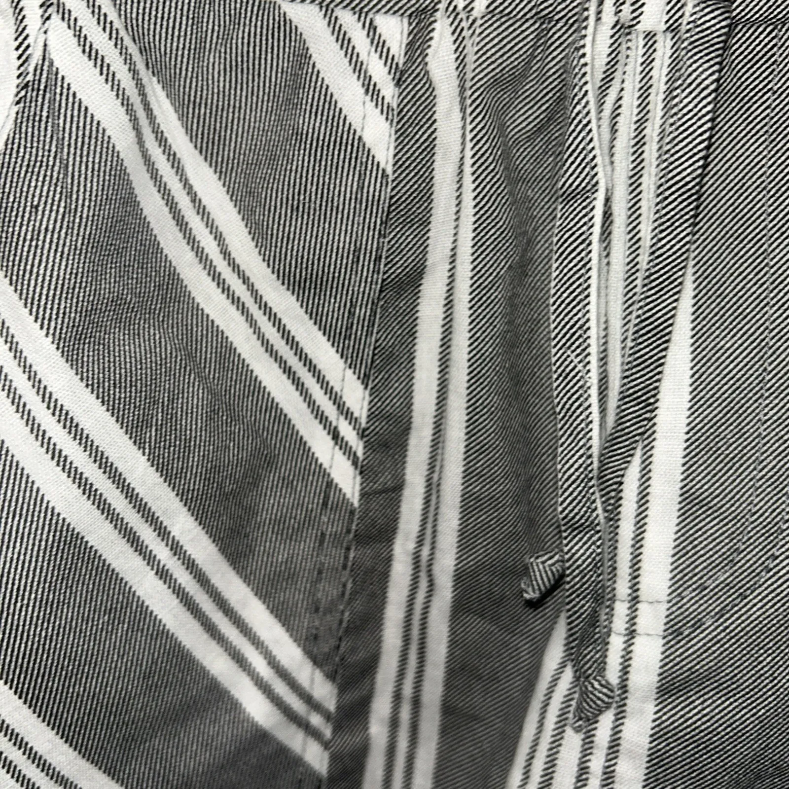 CLEARANCE Shorts NWT SZ S Frayed Hem Tie Elastic Waist Striped Beach Jolie & Joy Black - Image 2