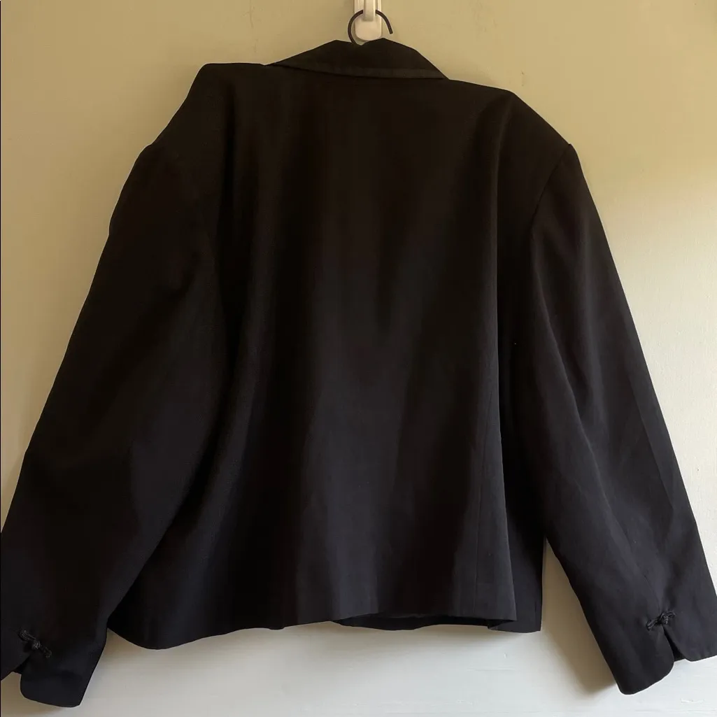 Classic Black Women's Blazer Size 24W - Image 5