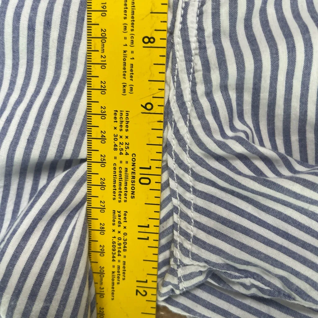 St. John's Bay Blue Striped Women's nautical lined Shorts with Floral Belt - Image 3