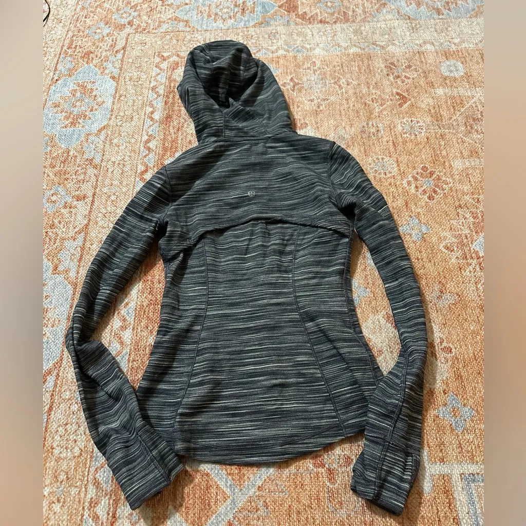 Lululemon Hooded Define Jacket *Nulu
Mini Space Dye Herringbone
W4BF8S
Size 4 - Image 3