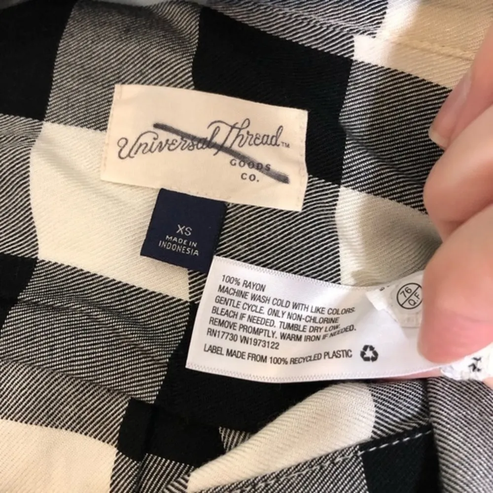 NWOT Black White Buffalo Plaid Button-Up Shirt New - Image 3