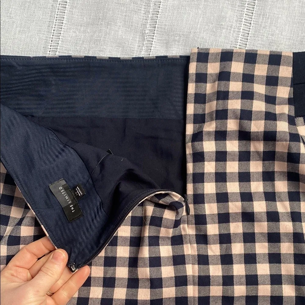 The Limited NWT Gingham Pencil Skirt. - Image 8