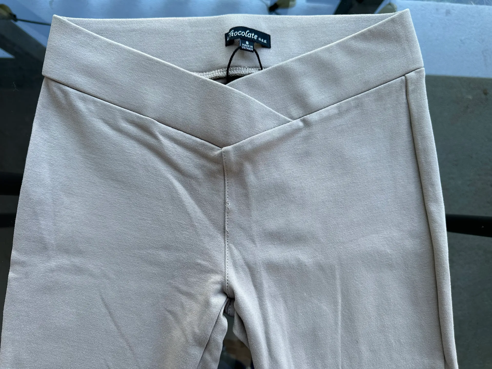 Chocolate Crossover Skinny Pants in Beige - Size Small - Image 6