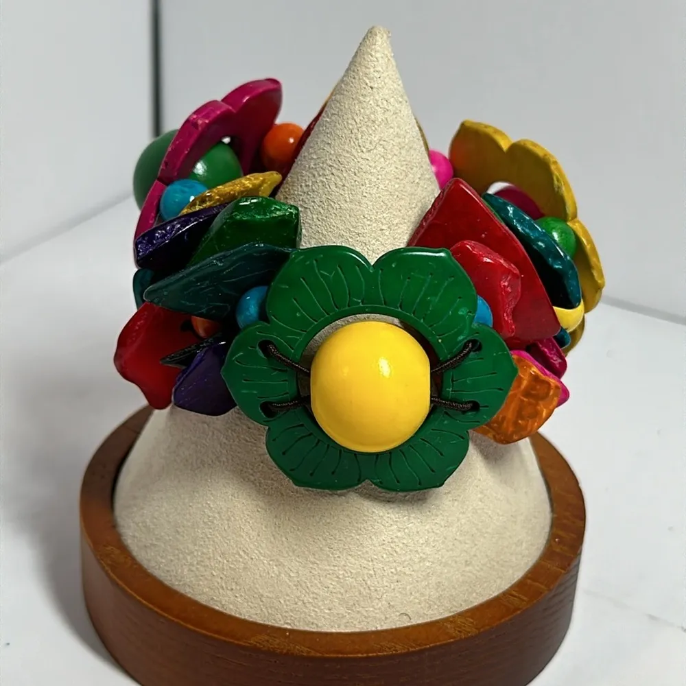 Hand Beaded Bracelet Bright and Bold - Image 3