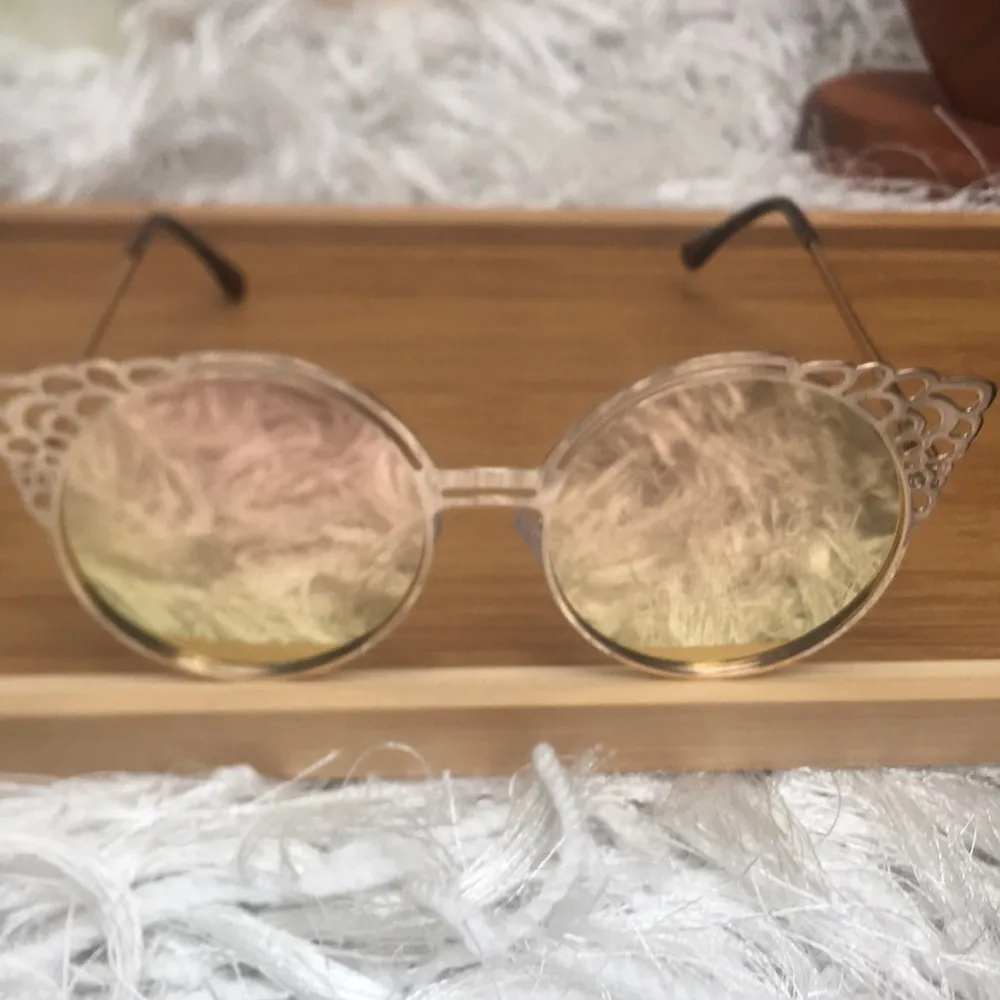 New Mirrored Lenses Rose Gold Luxe Fashion Wire Cat Eye Frame Sunglasses Pink - Image 7