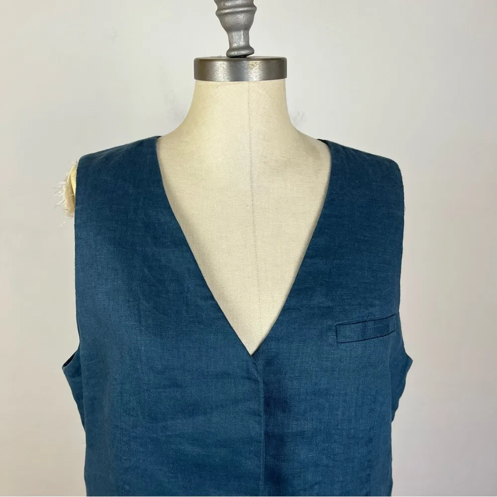 Madewell Linen Vest in Blue - Image 3