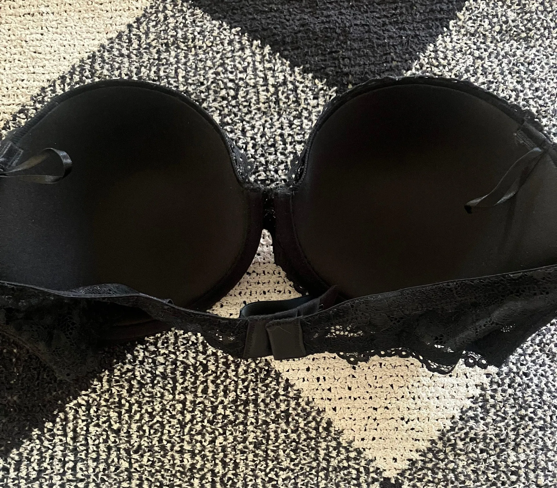 H&M H&am Black Strapless Bra - Image 2