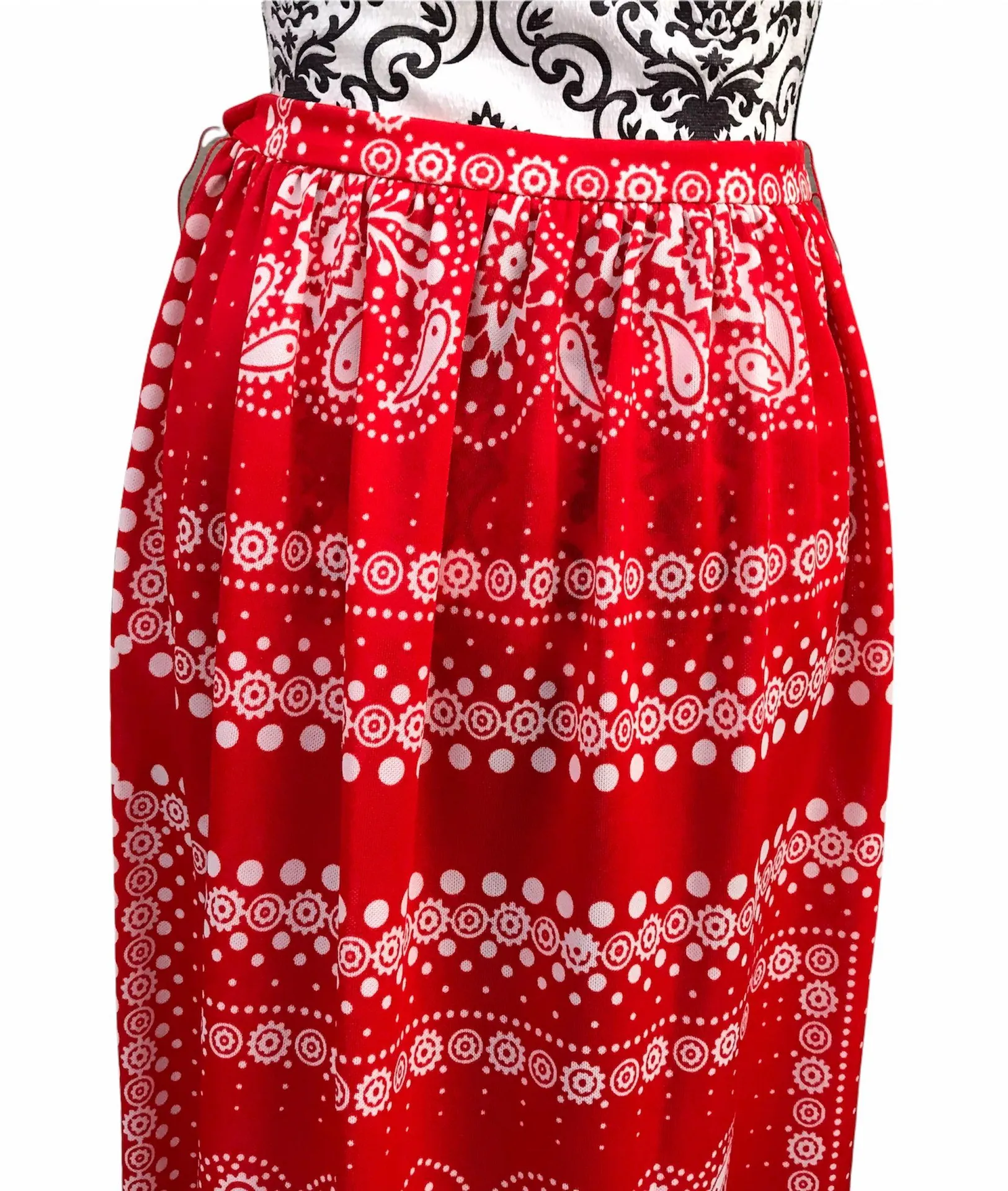 Vintage 70s Separate Thoughts Red Paisley Bandanna Print Polyester Maxi Skirt - Image 2