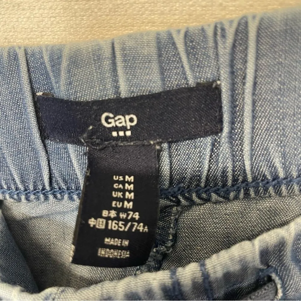 Gap Chambray Shorts Size medium blue - Image 4