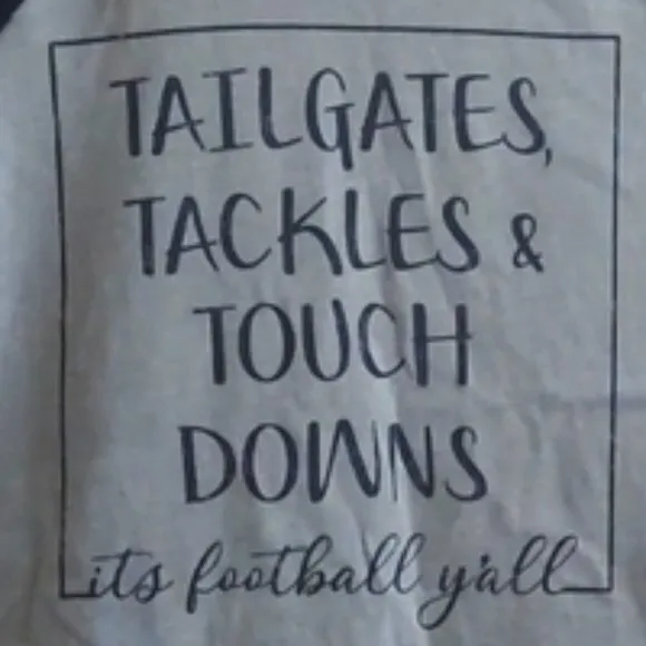 Maurices Tailgates Tackles & Touchdown Football S/S Shirt Size XS GUC #7995 - Image 2