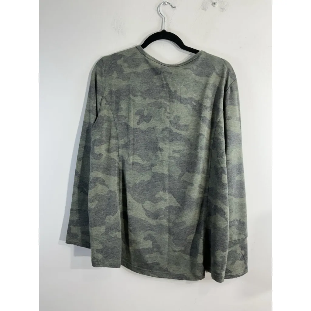 Womans Jane & Delancey XL Green Camo Long Sleeve Pullover T Shirt - Image 2