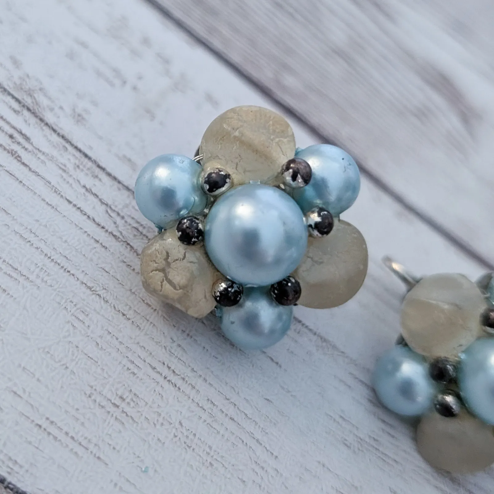 Vintage Clip On Earrings Beige & Light Blue Cluster - Image 3
