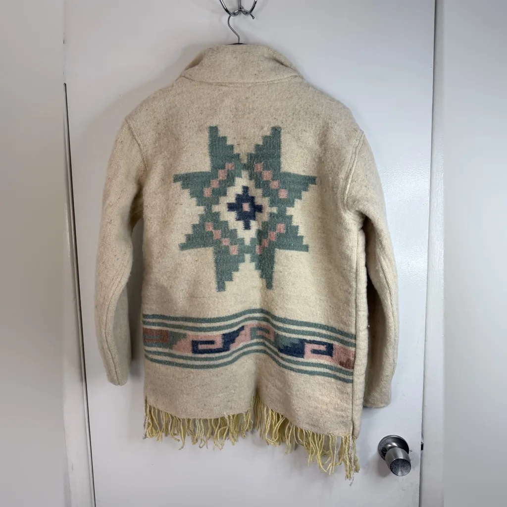 Vintage handmade heavy , thick wool, tie front cardigan Aztec, Southwestern M/L Green Size undefined - Image 7