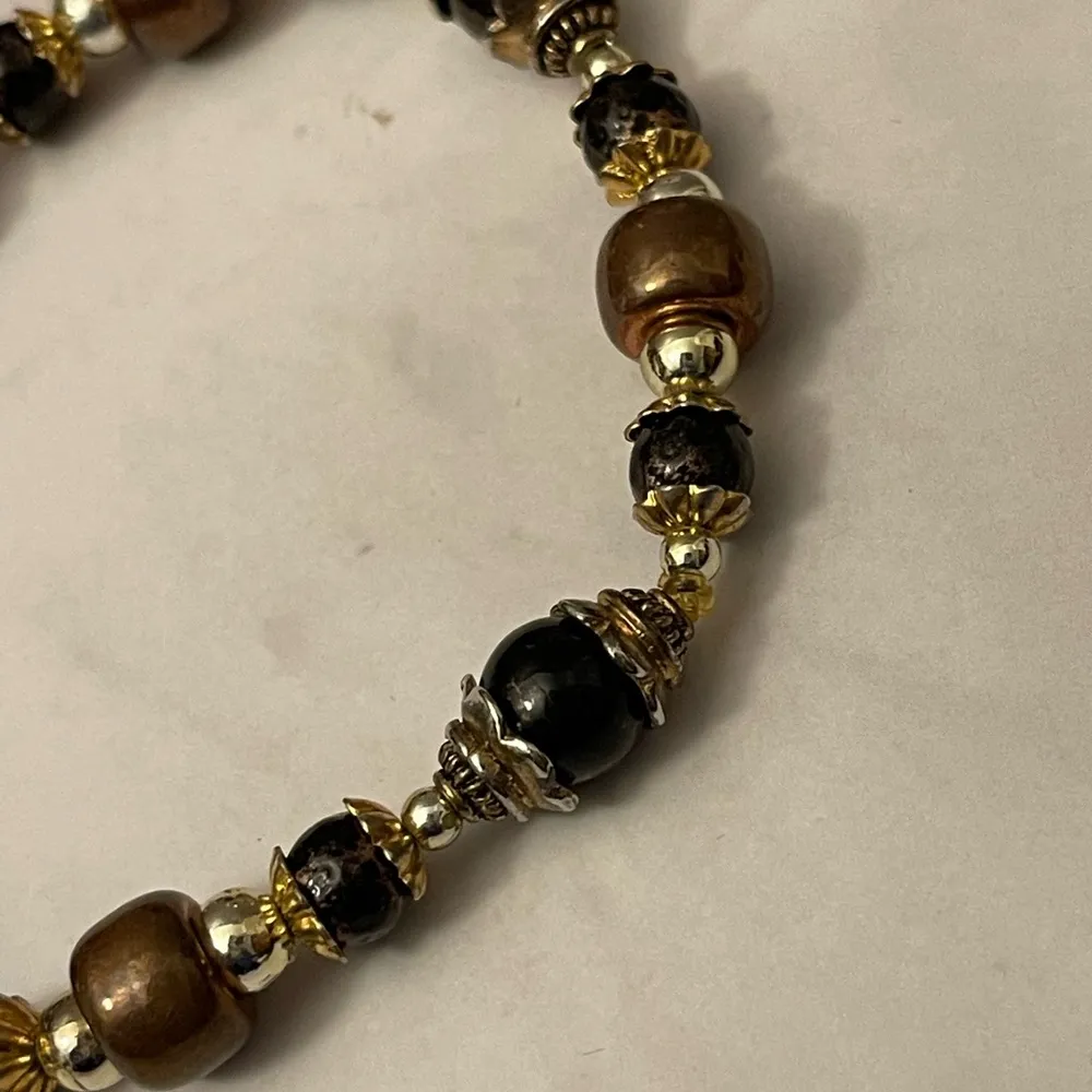 Black Brass and Gold Toned Beaded Stretch Bracelet - Image 3