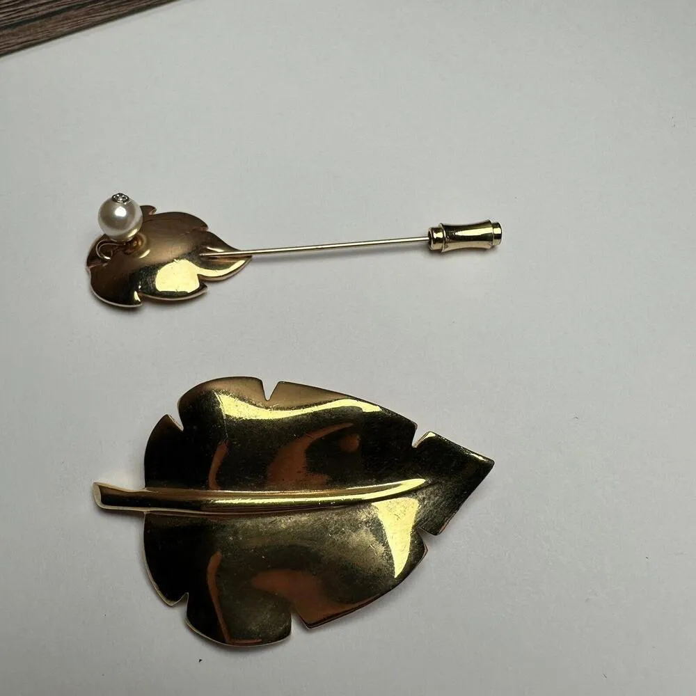 Trifari / Sarah Coventry Leaf Gold Tone Brooch / Lapel Stick Pin Lot Of 2 Leaves - Image 12