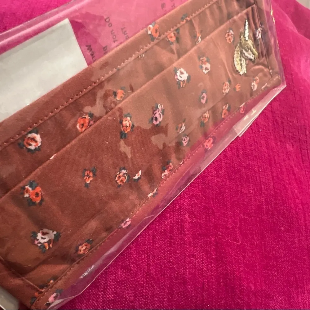 Coach  Mask NWT - Image 5