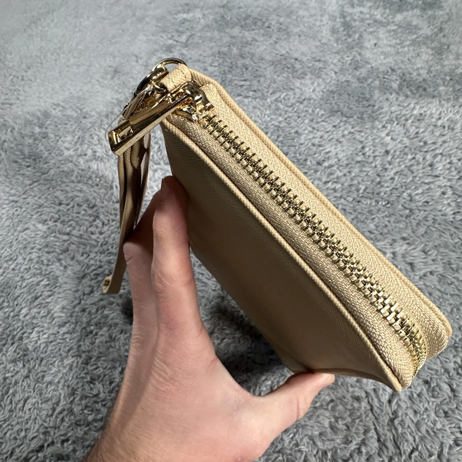 Brand New Lost + Wander Worryfree Passport Wallet / Wristlet Purse Traveling EDC - Image 6