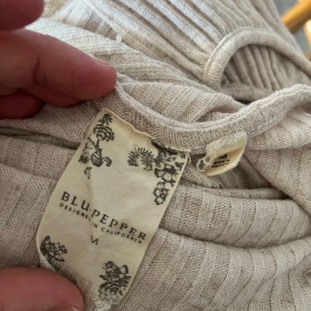 Buckle Blouse Cream Wrap Cold Shoulder with Lace - Image 6