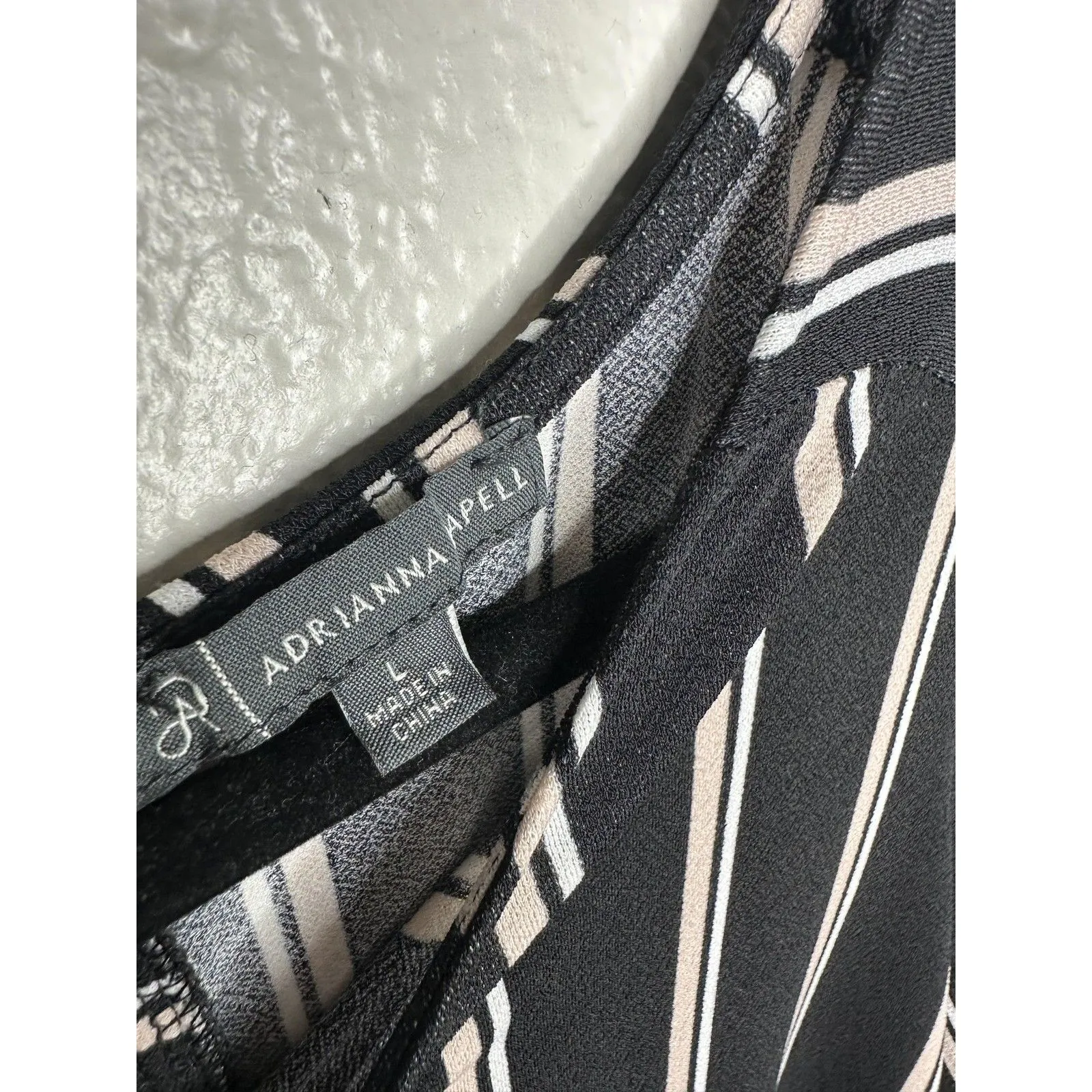 Adrianna Papell Blouse Womens Large Black White Stripe 3/4 Sleeve Elastic Cuffs - Image 4