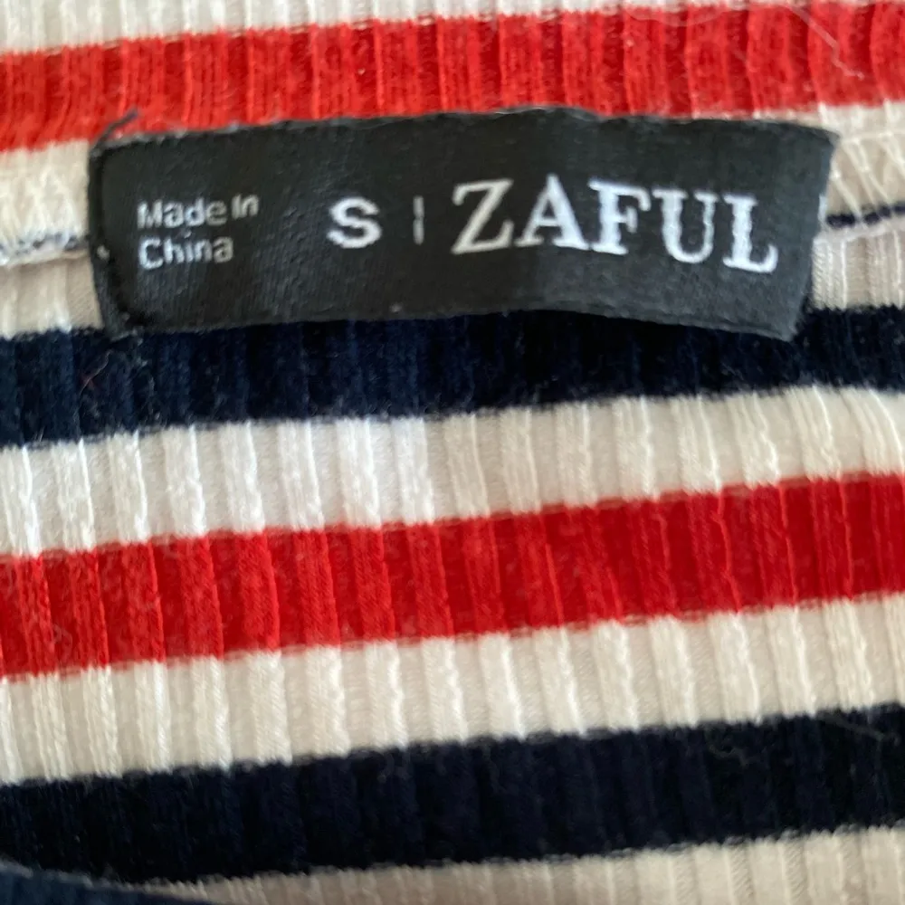 Twist front crop top - Image 3