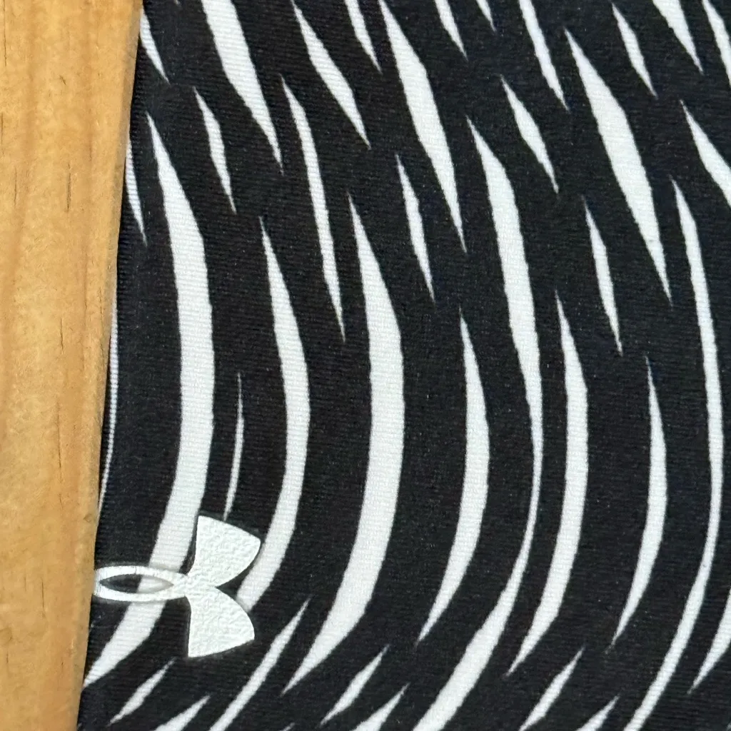 Under armour compression leggings size small - Image 5