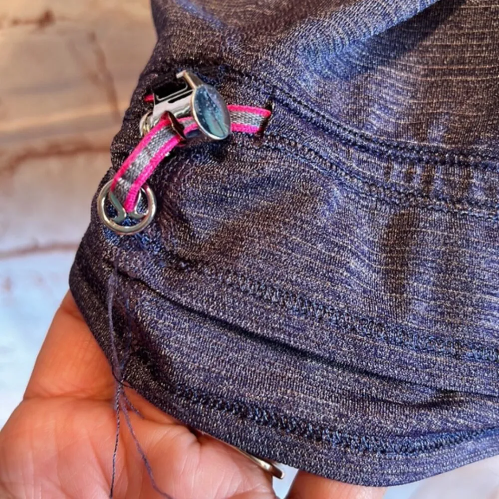 Lululemon Run Back on track tank top work out stripe built in bra 8 pull over - Image 7