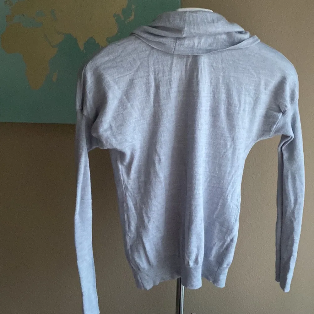 The Limited medium wool blend turtneck puff sleeve sweater powder baby blue - Image 5