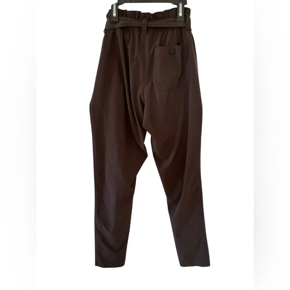 Athleta Skyline Tapered FeatherWeight stretch  Pants Tie Waist Brown Size 4 - Image 3