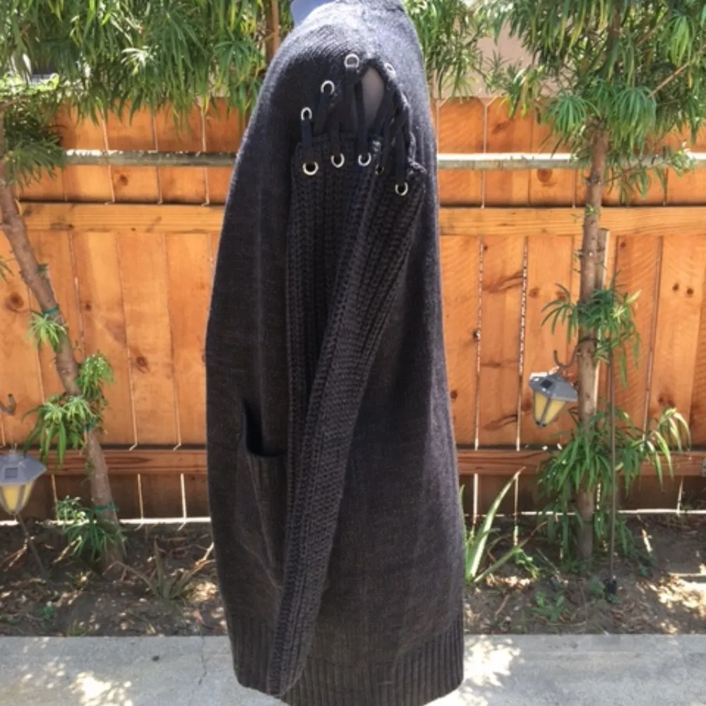 John + Jenn Cold Shoulder Cardigan (8) - Image 3