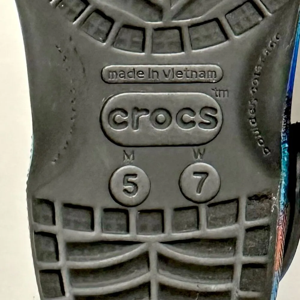 Crocs Classic Clog - Image 9